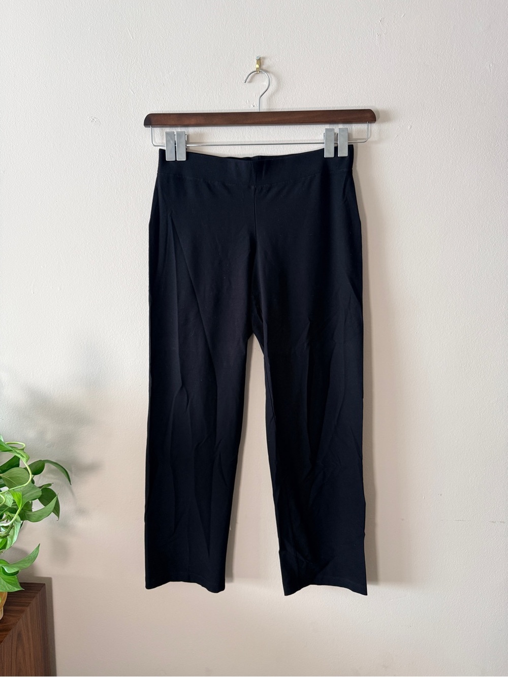 Eileen Fisher Black Pull-On Straight Leg Pants - Large